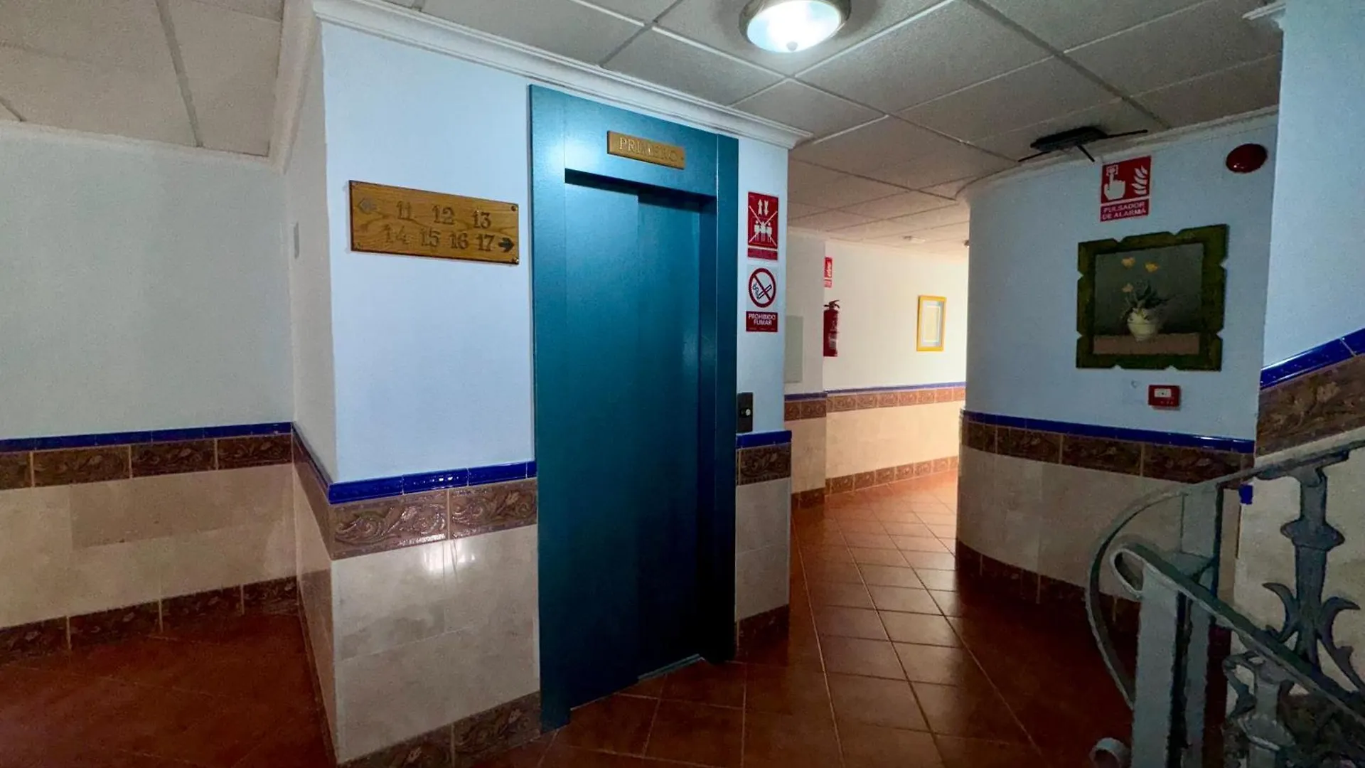 Apartamentos Nina De Oro Torremolinos 0*,