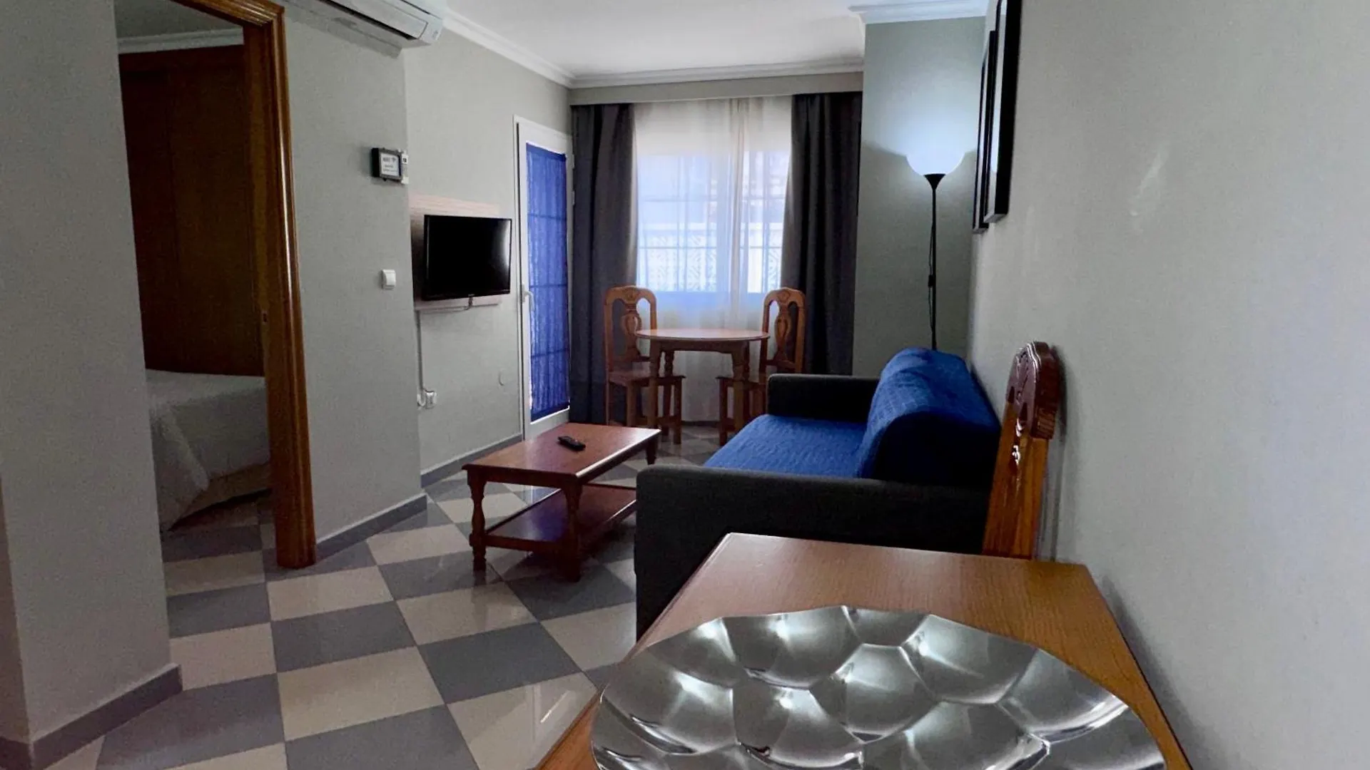 Apartamentos Nina De Oro Torremolinos