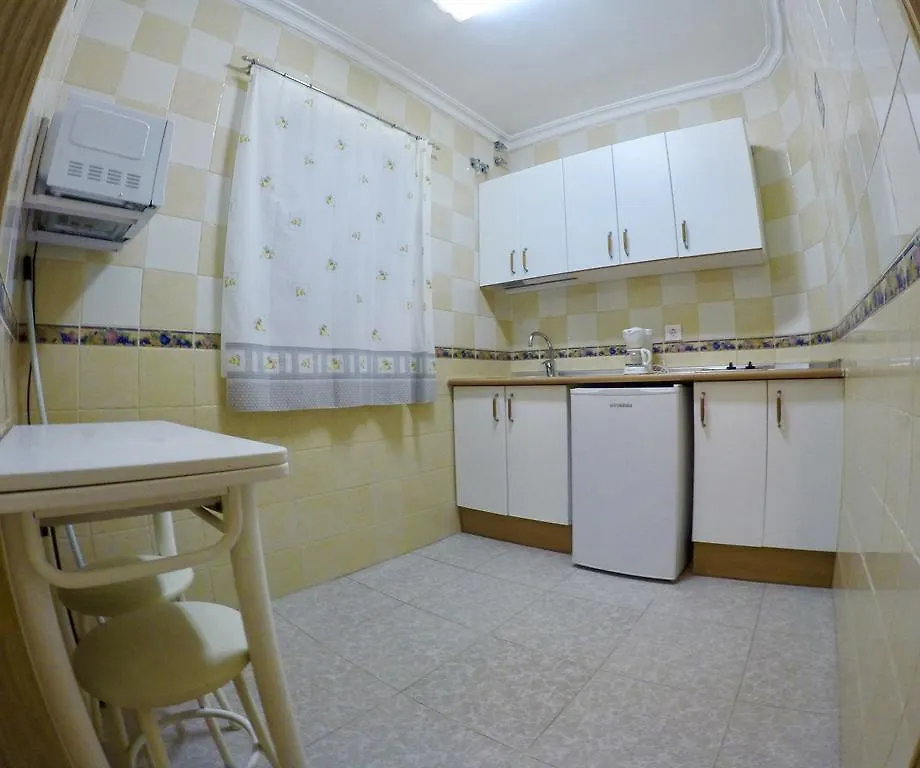 Apartamentos Nina De Oro Torremolinos